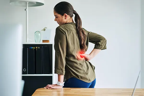 El dolor de columna lumbar es una de las molestias más frecuentes y limitantes. En este artículo de DM Spa descubrirás soluciones efectivas para aliviarlo, comprender sus causas y conocer...